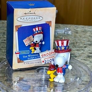2004 Hallmark Keepsake The Winning Ticket Spotlight on Snoopy Ornament